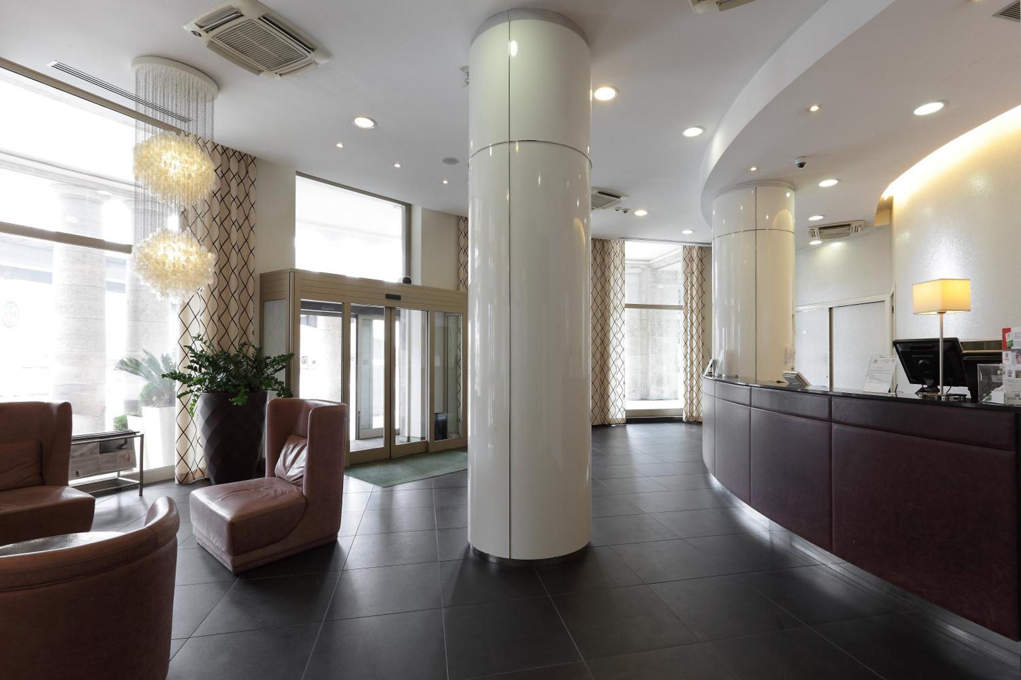 By Ihg Hotel Genova