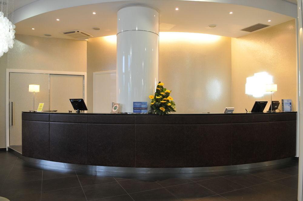 By Ihg 4* Gênes