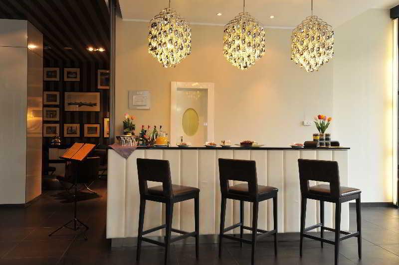 Hotel By Ihg Gênes