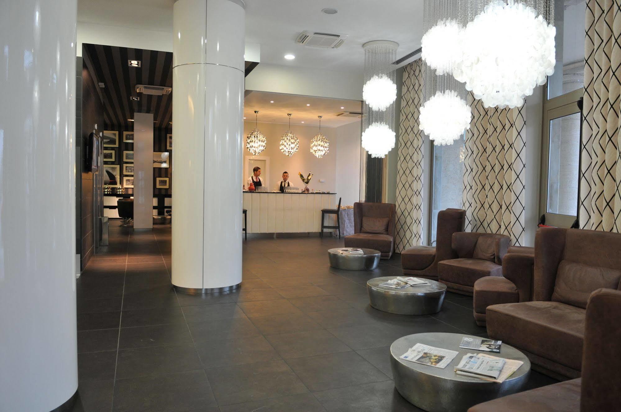 By Ihg Hotel 4*