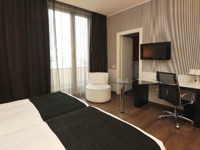 By Ihg 4* Genova